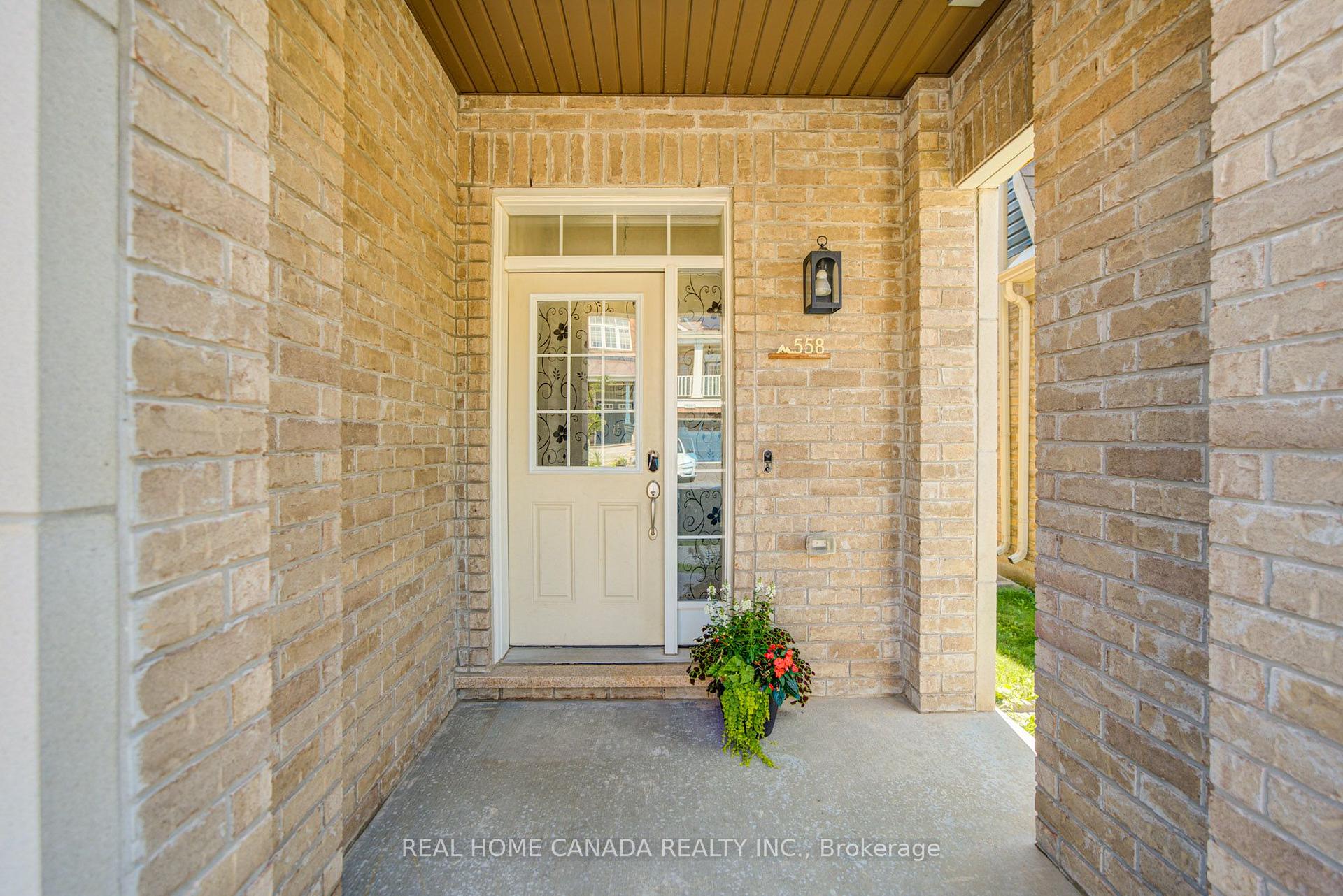 Photo 2 of 558 Bartleman Terrace, Milton, Coates — HOMEH