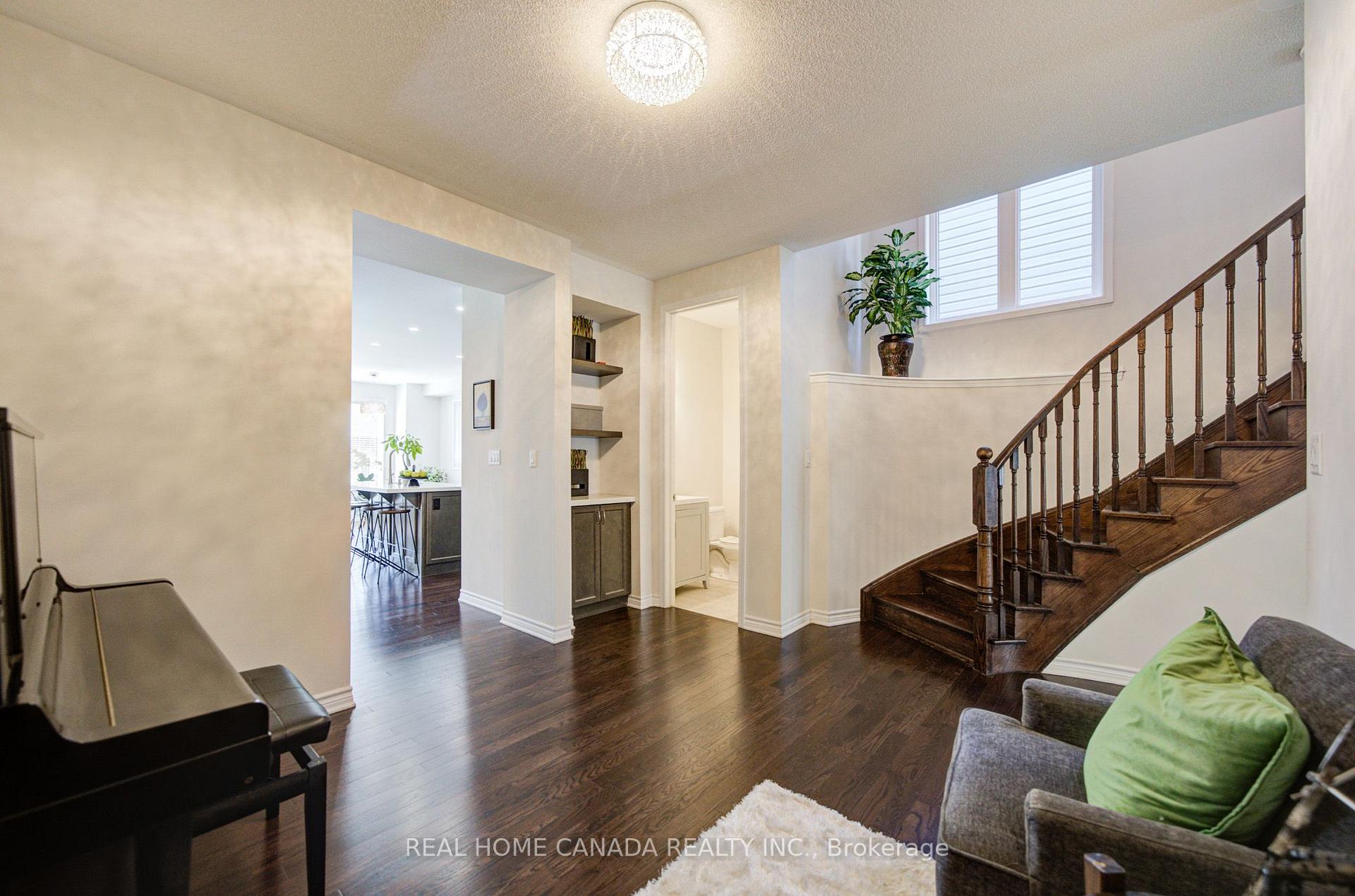 Photo 7 of 558 Bartleman Terrace, Milton, Coates — HOMEH