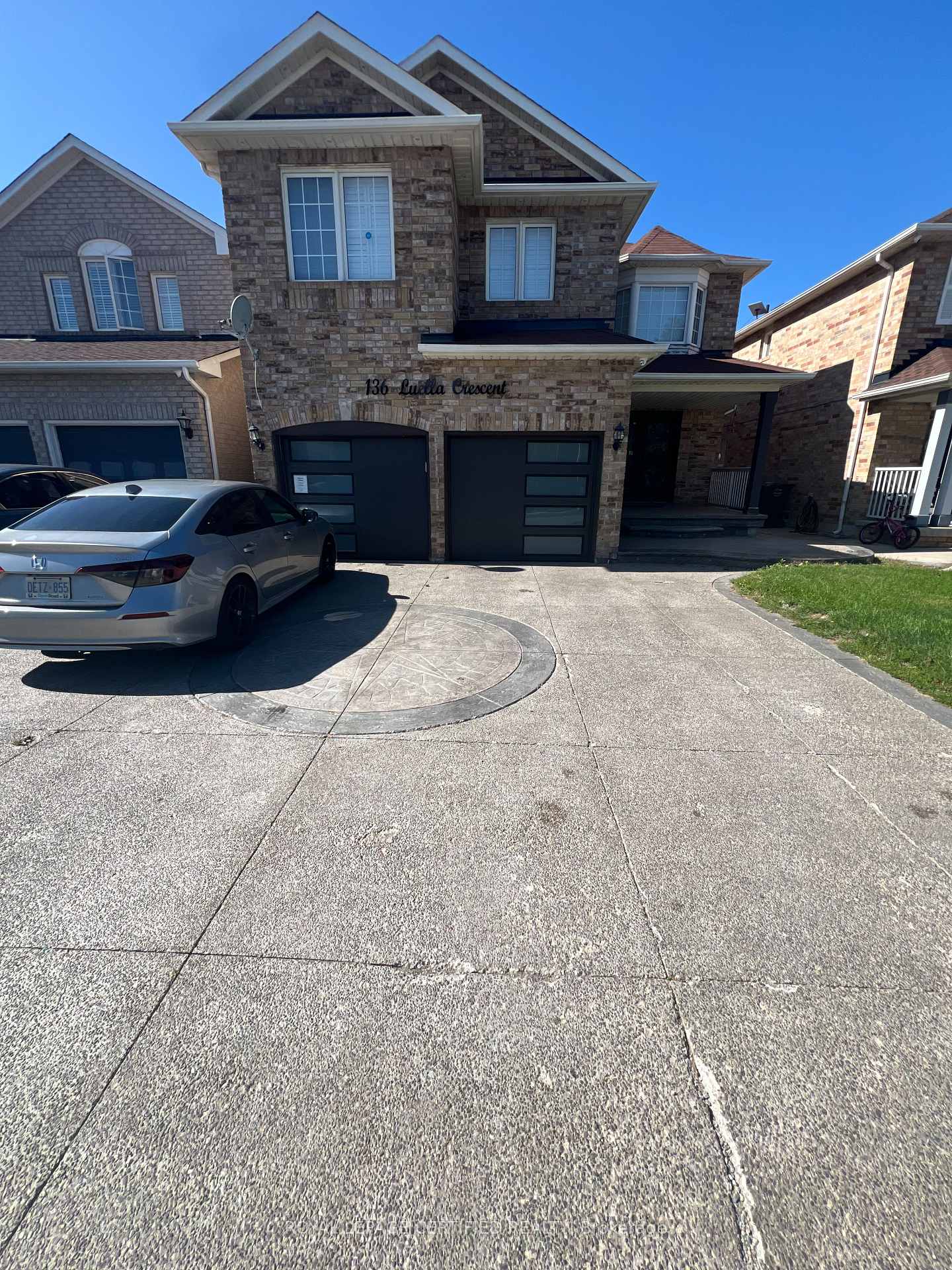 Photo 1 of 136 Luella Crescent, Brampton, Fletcher's Meadow — HOMEH