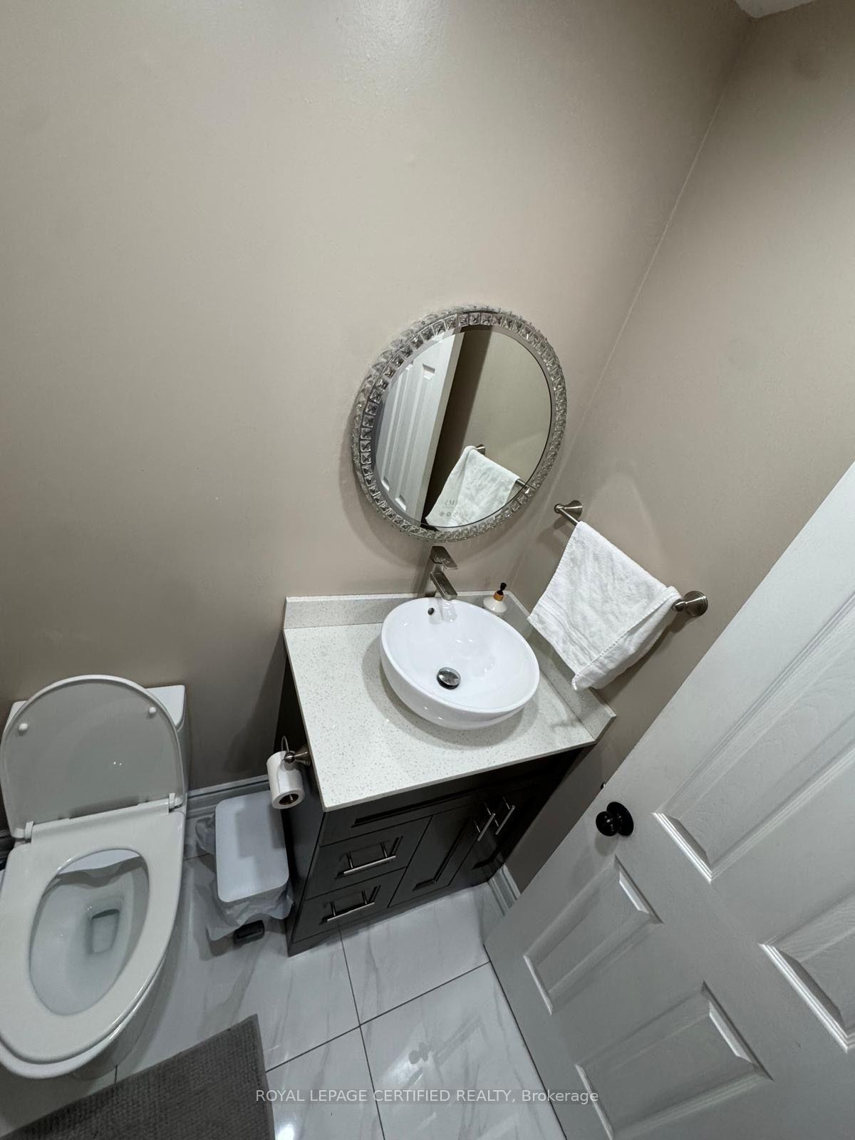 Photo 14 of 136 Luella Crescent, Brampton, Fletcher's Meadow — HOMEH