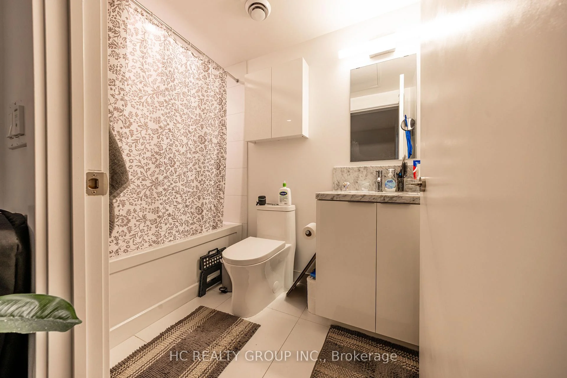 Photo 14 of Unit 2612, 230 Simcoe Street, Toronto, Kensington-Chinatown — HOMEH