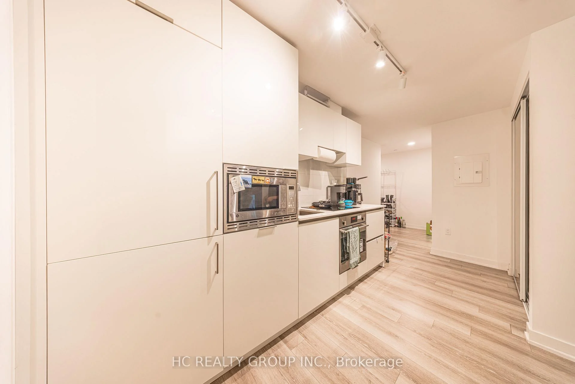 Photo 15 of Unit 2612, 230 Simcoe Street, Toronto, Kensington-Chinatown — HOMEH