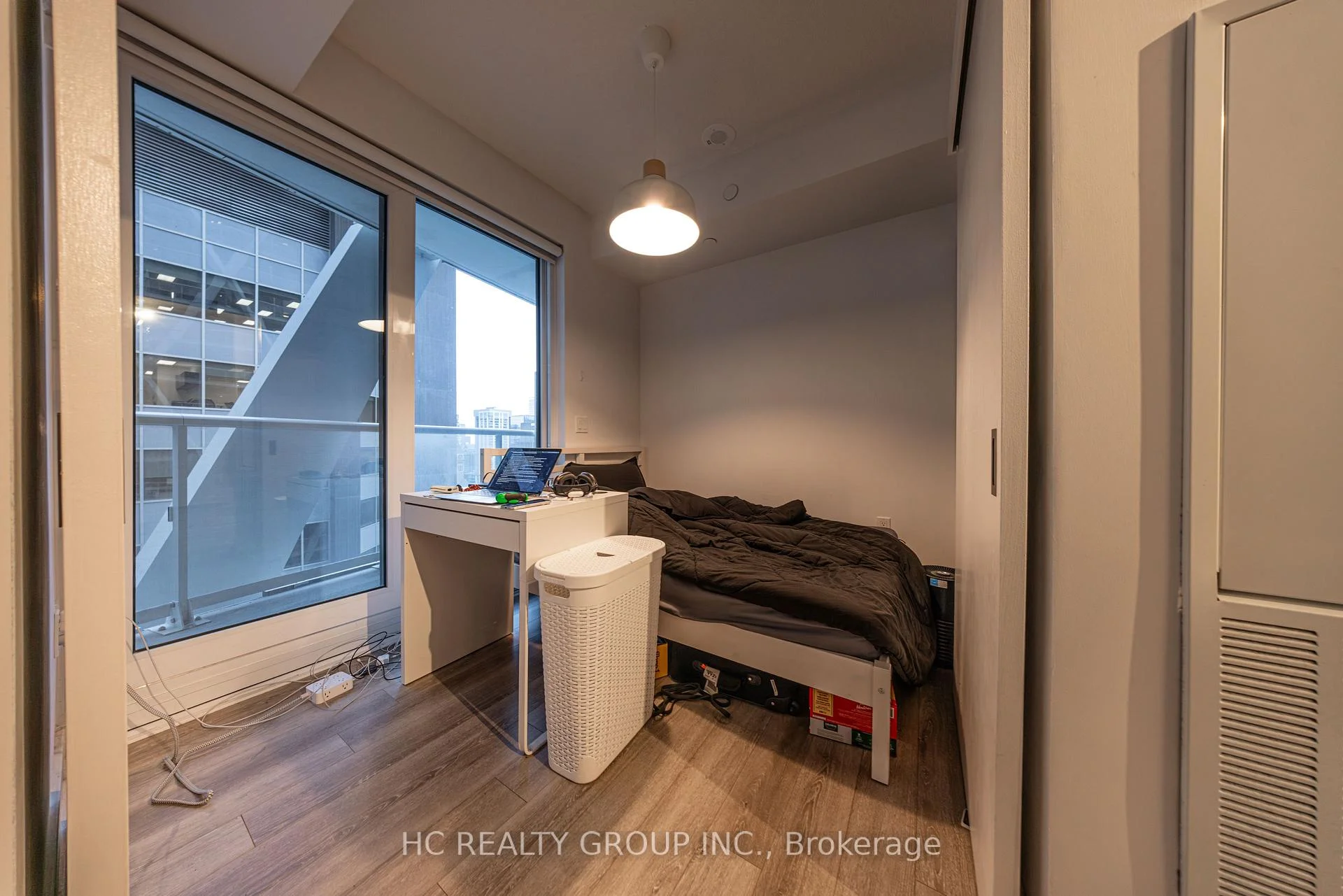 Photo 16 of Unit 2612, 230 Simcoe Street, Toronto, Kensington-Chinatown — HOMEH