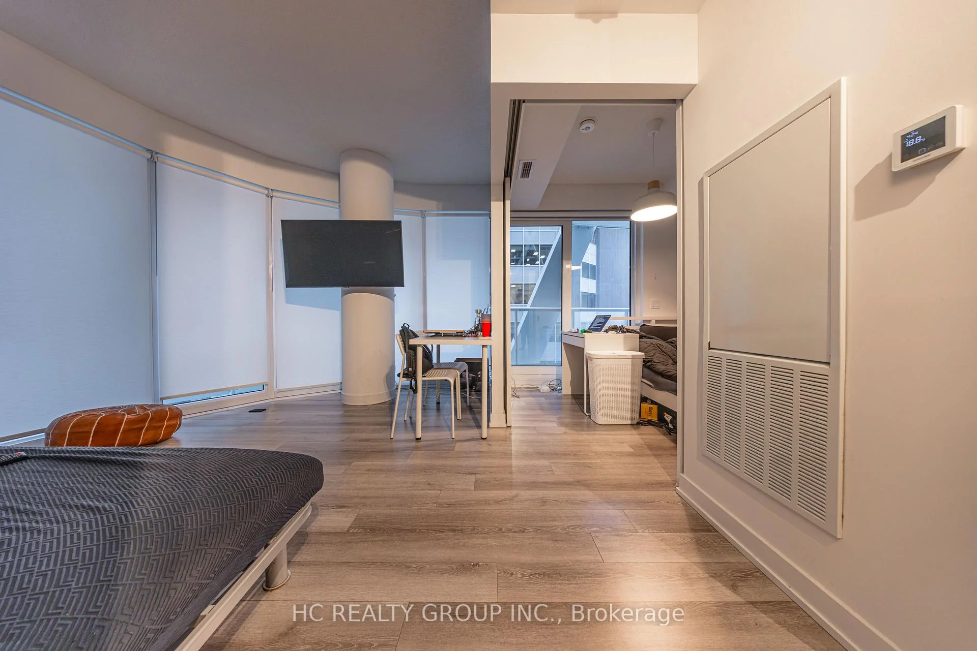 Photo 17 of Unit 2612, 230 Simcoe Street, Toronto, Kensington-Chinatown — HOMEH