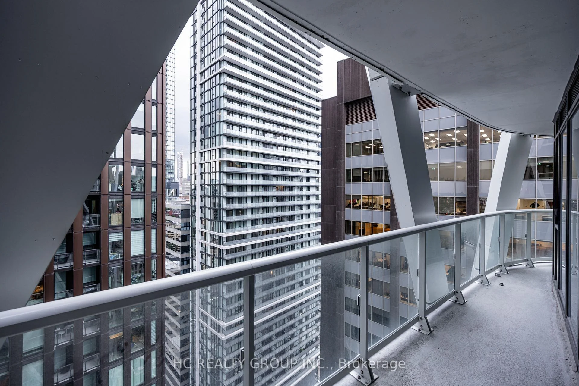Photo 22 of Unit 2612, 230 Simcoe Street, Toronto, Kensington-Chinatown — HOMEH
