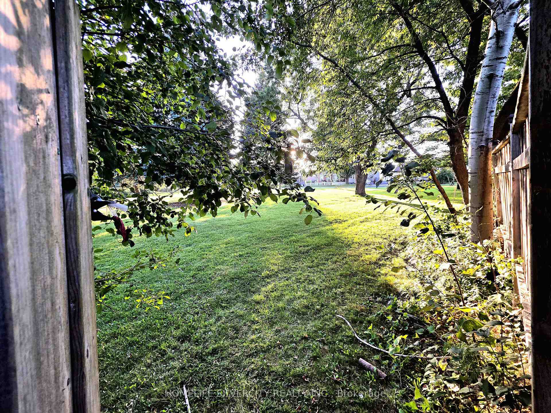 Photo 19 of 7178 Lancaster Avenue, Mississauga, Malton — HOMEH
