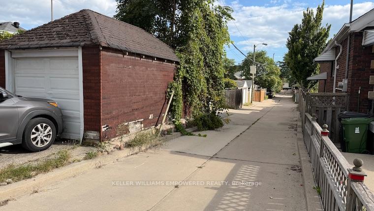 Photo 22 of 244 Donlands Avenue, Toronto, Danforth Village-East York — HOMEH