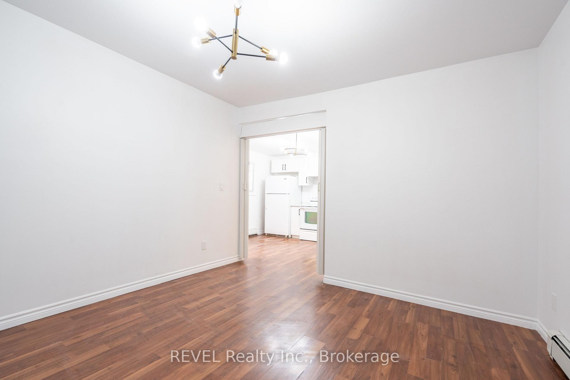 Photo 6 of Unit Main, 4762 Kincaid Place, Niagara Falls, Downtown — HOMEH