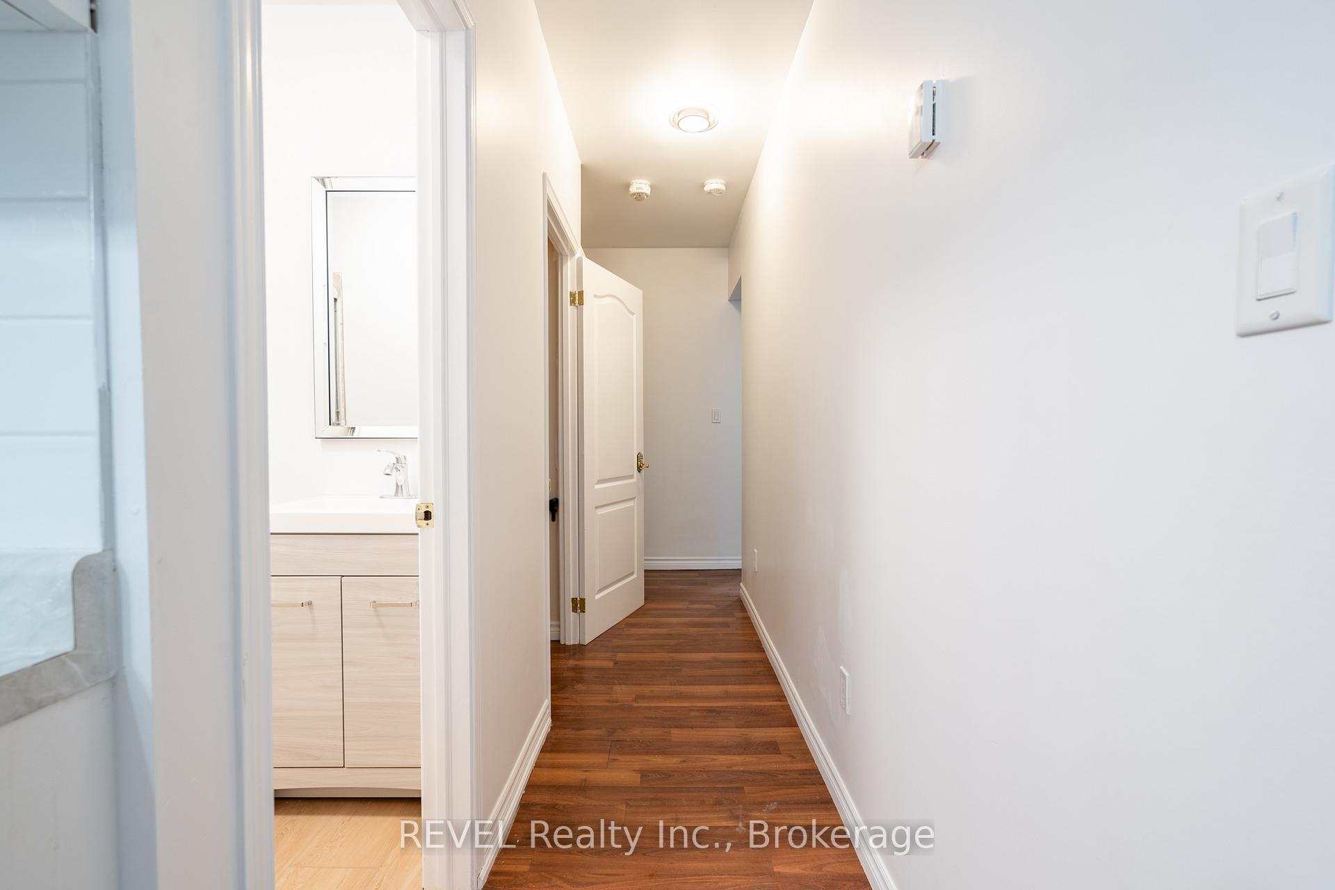 Photo 9 of Unit Main, 4762 Kincaid Place, Niagara Falls, Downtown — HOMEH