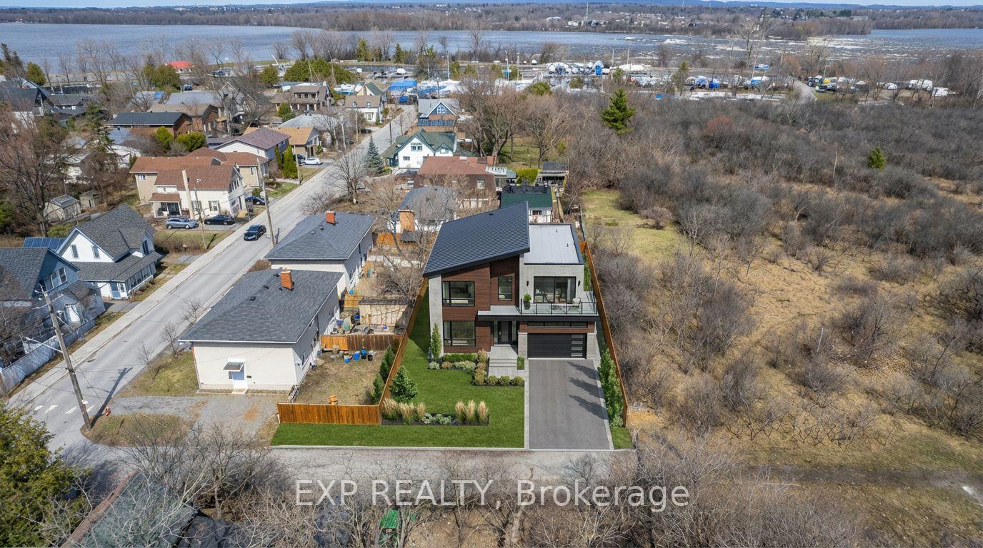 Photo 3 of 2723 Rowatt Street, Ottawa, Britannia — HOMEH