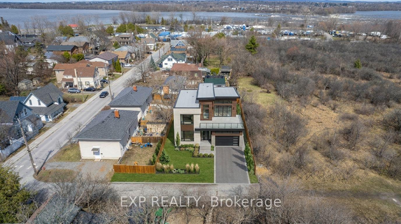 Photo 4 of 2723 Rowatt Street, Ottawa, Britannia — HOMEH