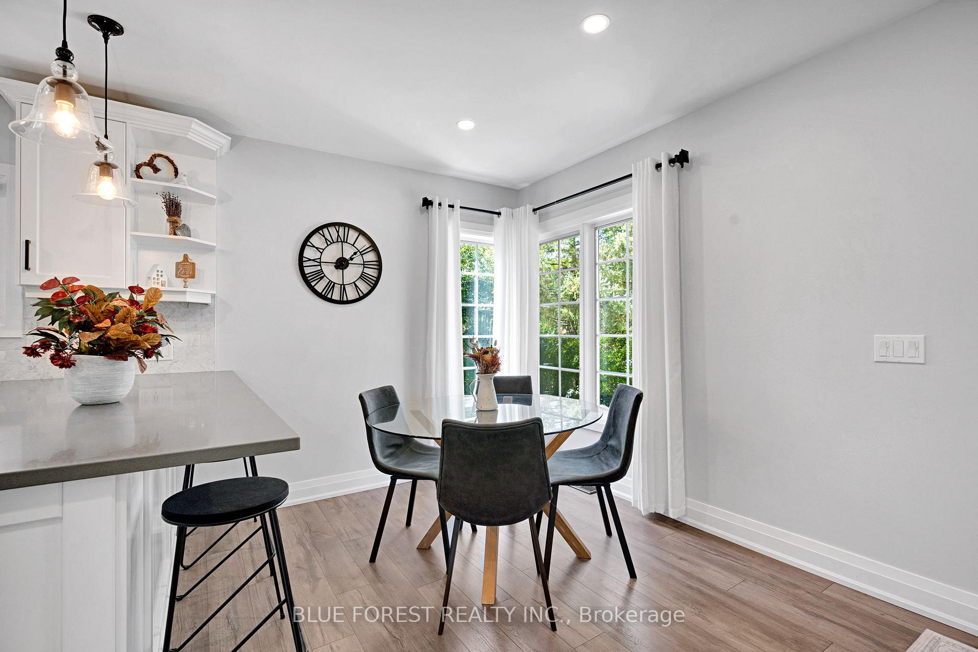 Photo 13 of 583 Mapledale Avenue, London, North G — HOMEH