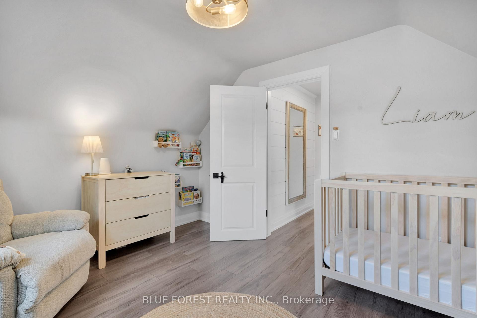 Photo 26 of 583 Mapledale Avenue, London, North G — HOMEH