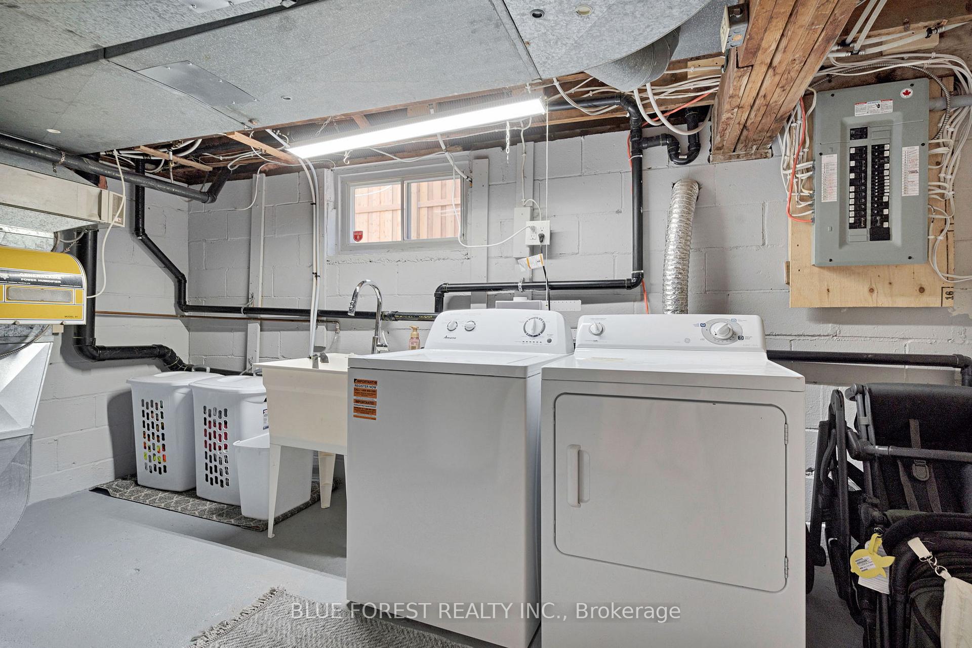 Photo 38 of 583 Mapledale Avenue, London, North G — HOMEH