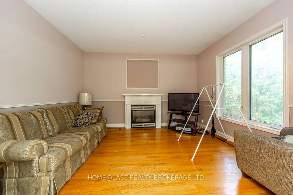 Photo 20 of 29 Conlins Road, Scarborough, Highland Creek — HOMEH