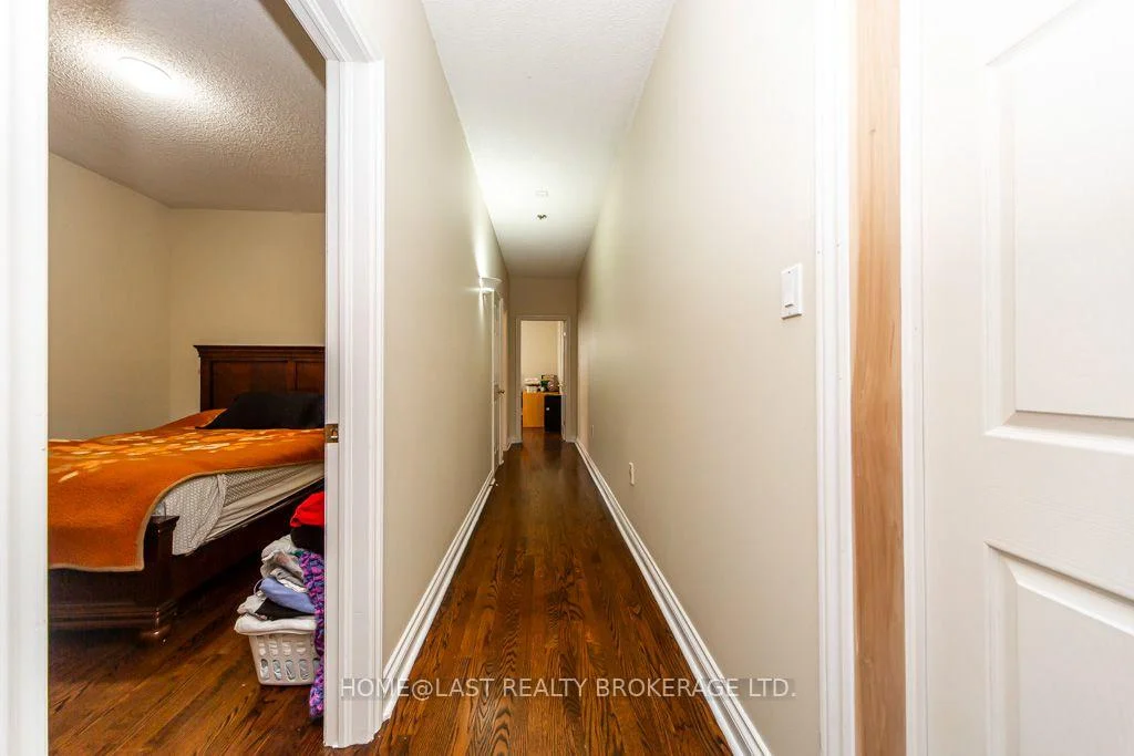Photo 23 of 29 Conlins Road, Scarborough, Highland Creek — HOMEH