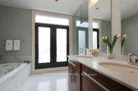 Photo 6 of 376 Lippincott Street, Toronto, University — HOMEH