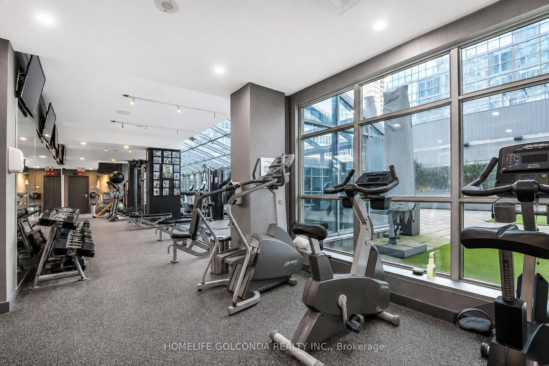Photo 8 of Unit 1127, 36 Blue Jays Way, Toronto, Waterfront Communities — HOMEH
