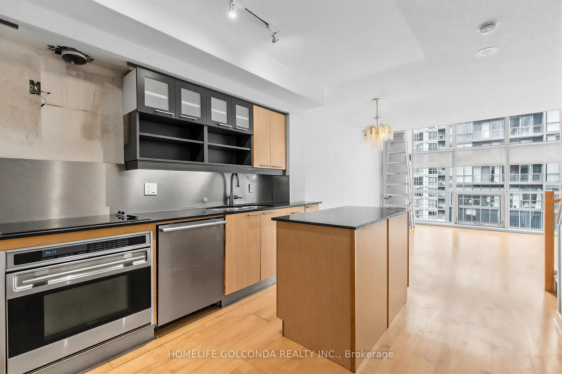 Photo 11 of Unit 1127, 36 Blue Jays Way, Toronto, Waterfront Communities — HOMEH