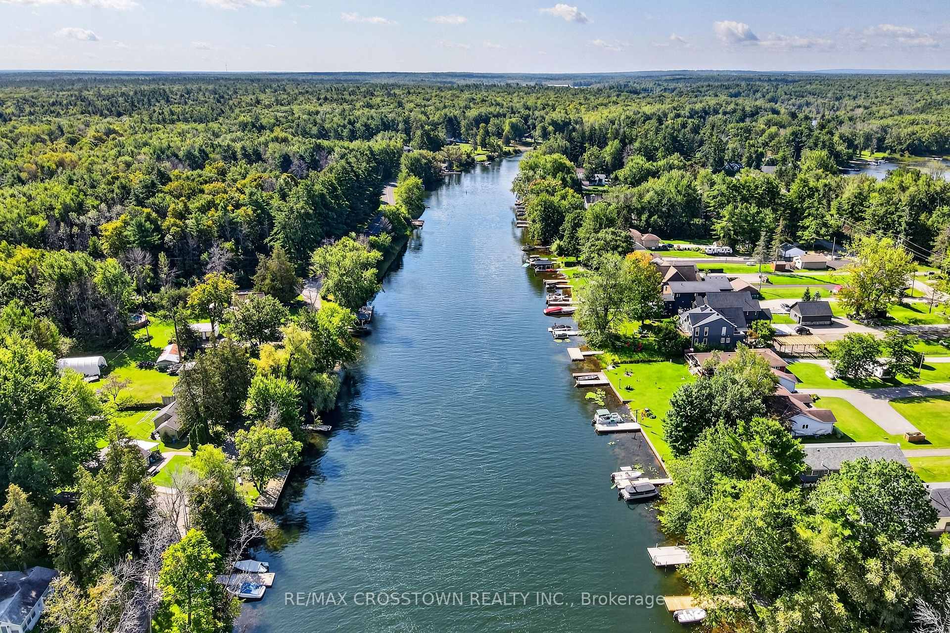 Photo 3 of 1006 Bea Dale Lane, Gravenhurst, Morrison — HOMEH