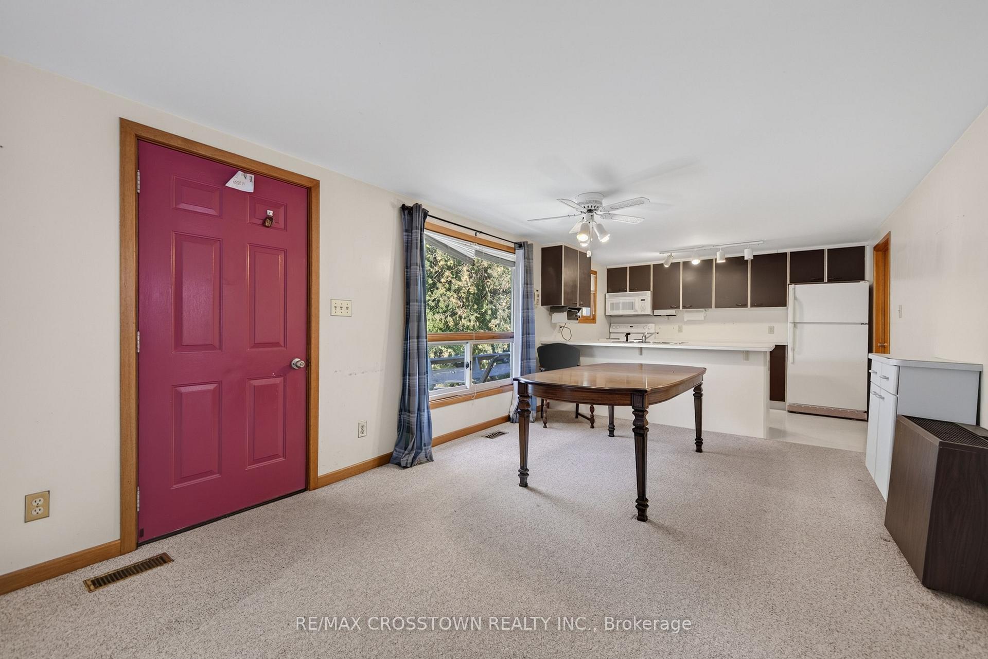 Photo 10 of 1006 Bea Dale Lane, Gravenhurst, Morrison — HOMEH