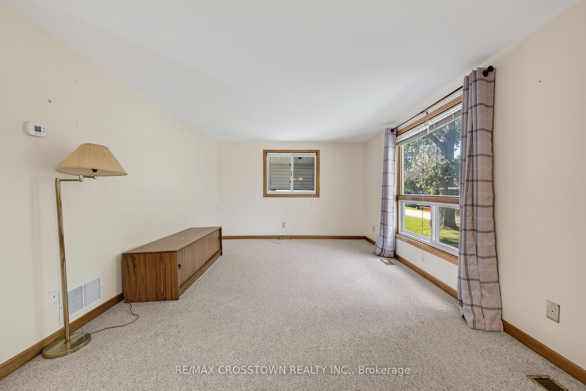 Photo 13 of 1006 Bea Dale Lane, Gravenhurst, Morrison — HOMEH