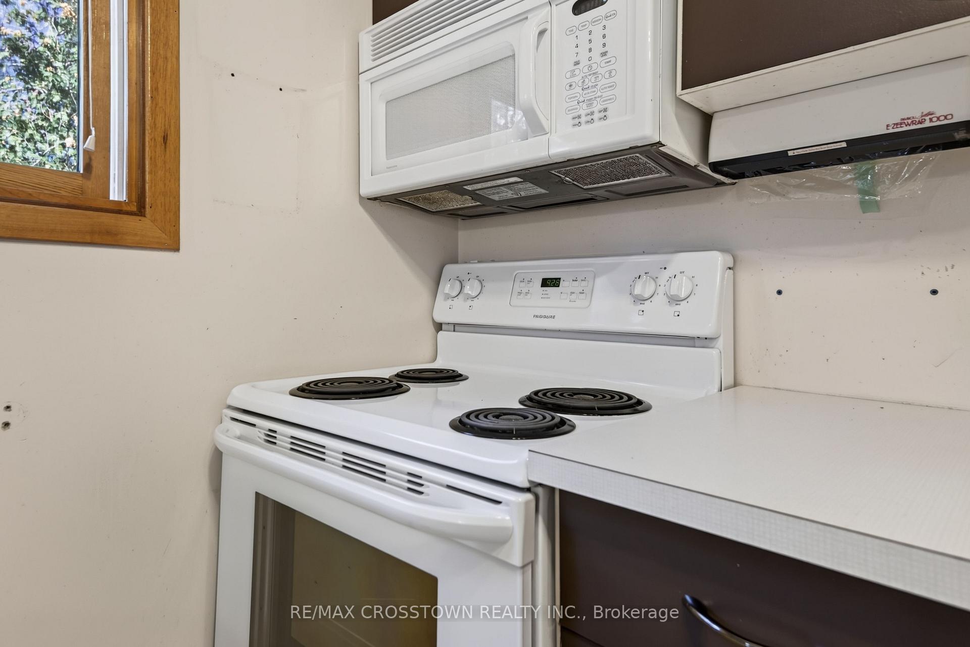 Photo 20 of 1006 Bea Dale Lane, Gravenhurst, Morrison — HOMEH