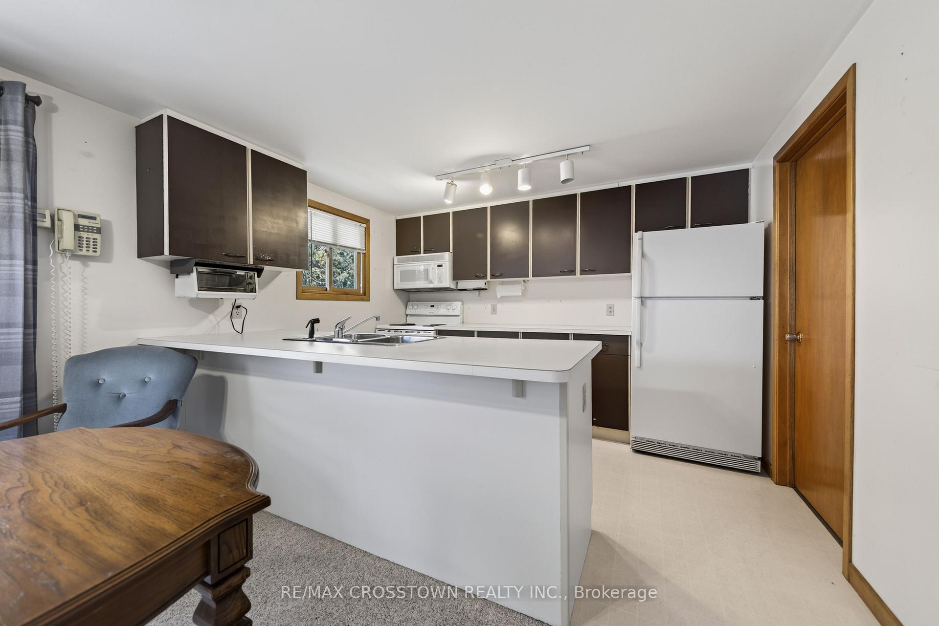 Photo 21 of 1006 Bea Dale Lane, Gravenhurst, Morrison — HOMEH