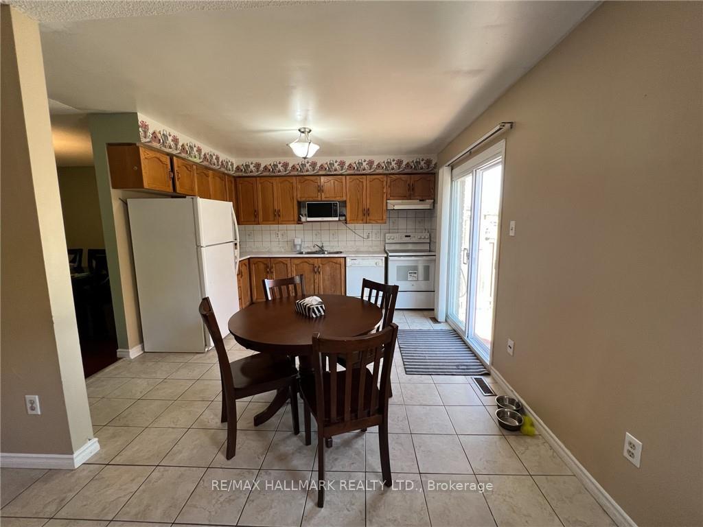 Photo 5 of 108 Broughton Avenue, Hamilton, Broughton — HOMEH