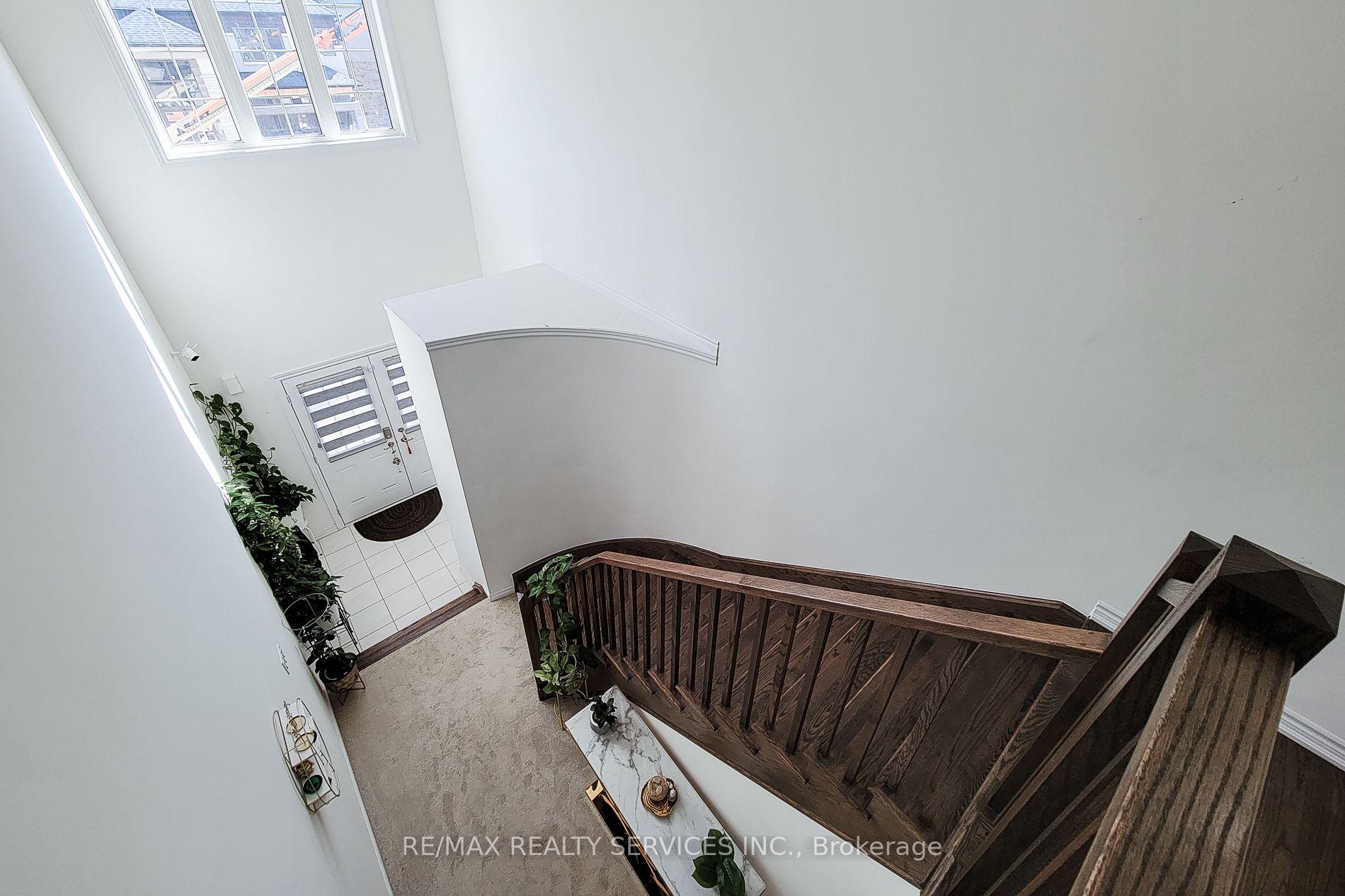 Photo 33 of 8 Waldron Street, Brantford, Northwest Industrial — HOMEH