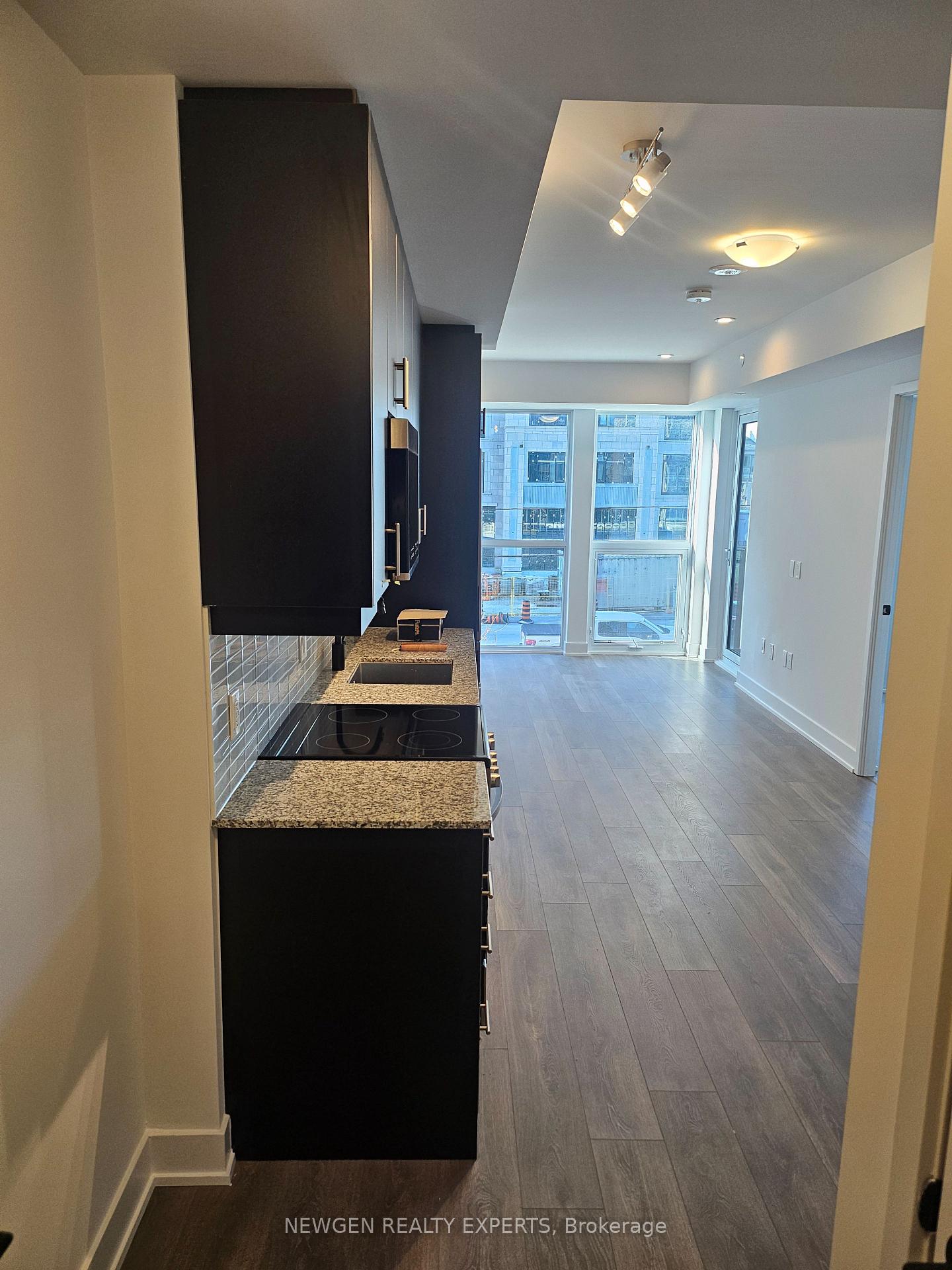 Photo 2 of Unit 221, 2333 Khalsa Gate, Oakville, Westmount — HOMEH