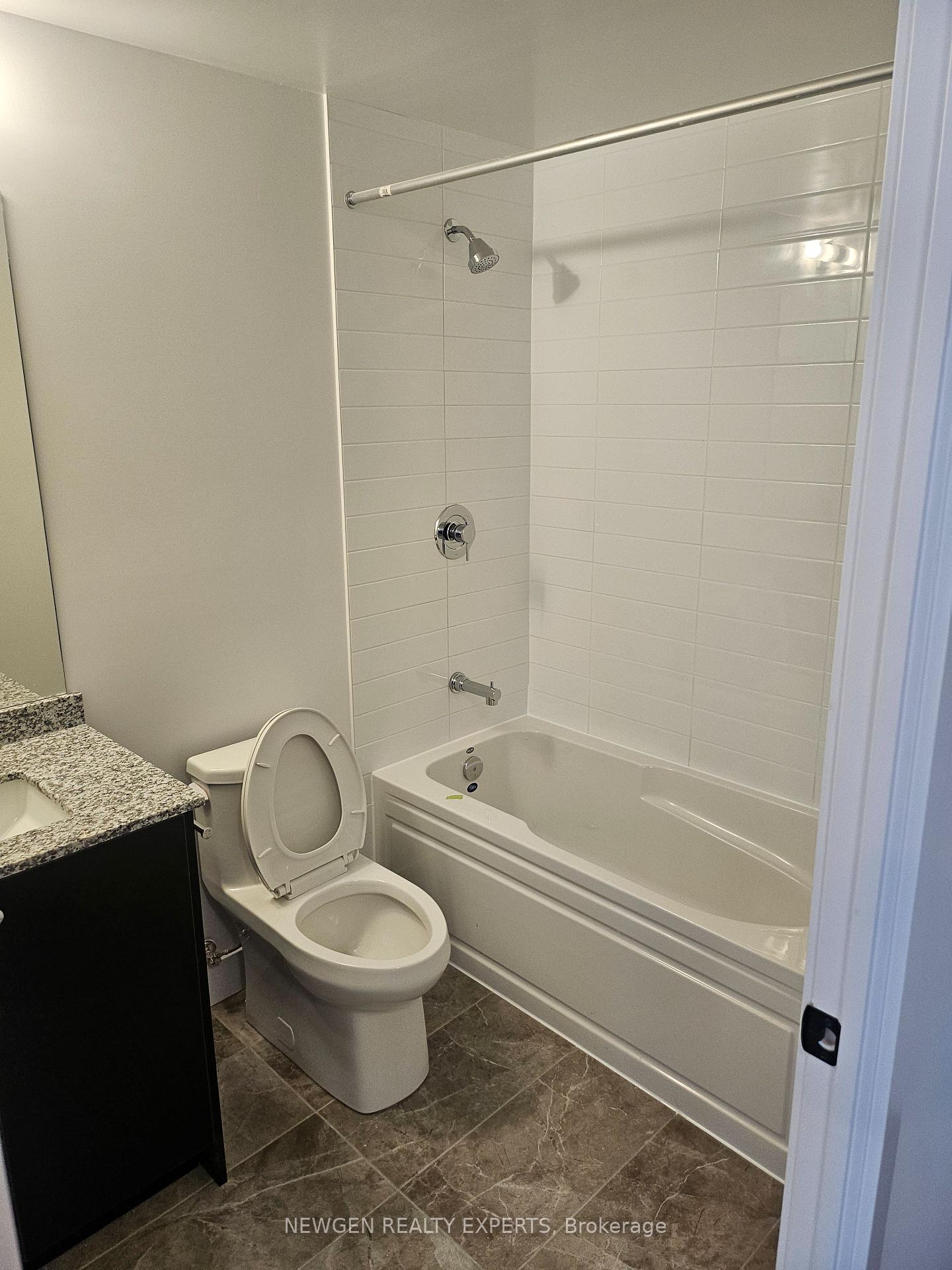 Photo 9 of Unit 221, 2333 Khalsa Gate, Oakville, Westmount — HOMEH