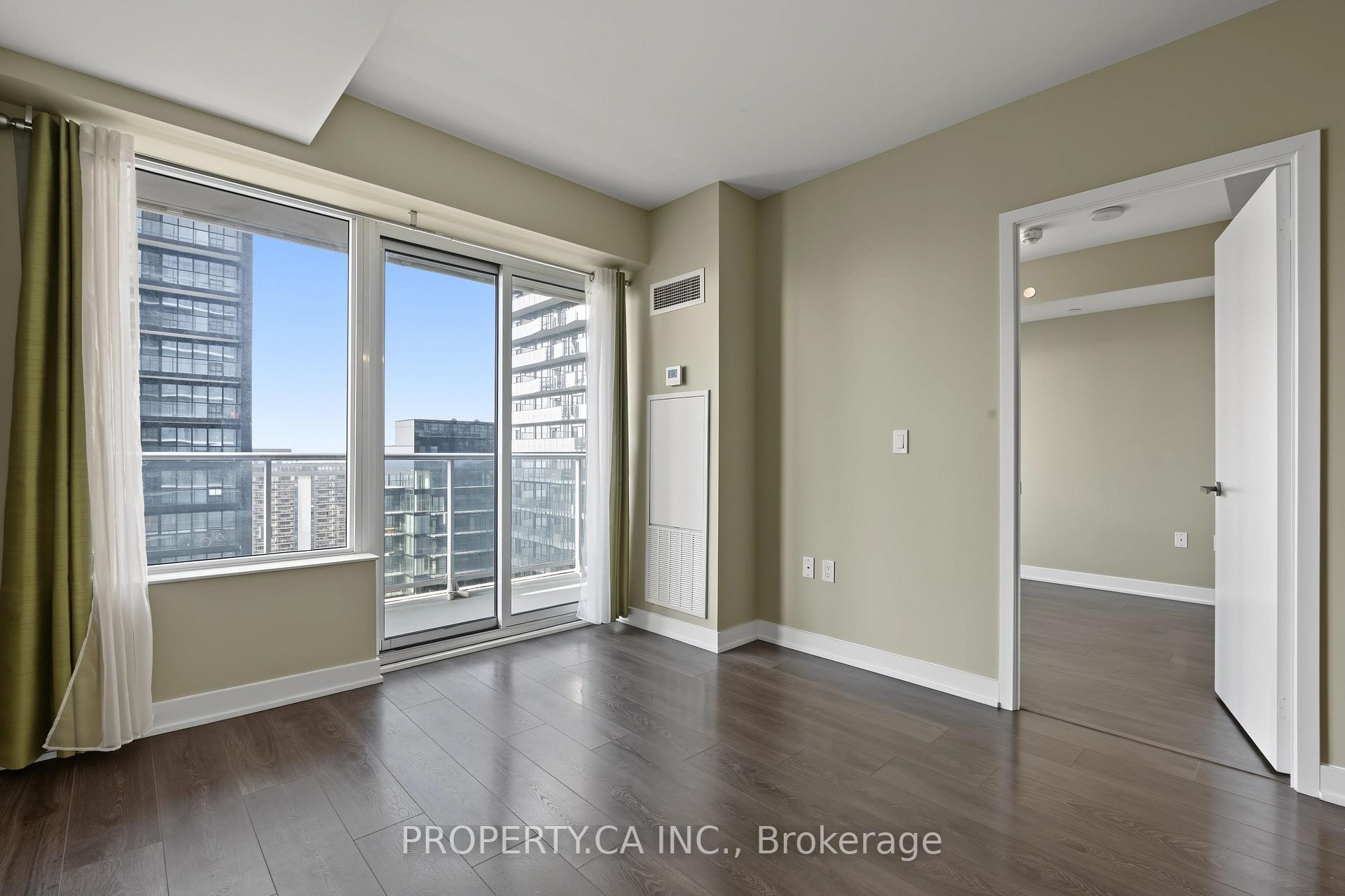 Photo 8 of Unit 3011, 99 Broadway Avenue, Toronto, Mount Pleasant West — HOMEH