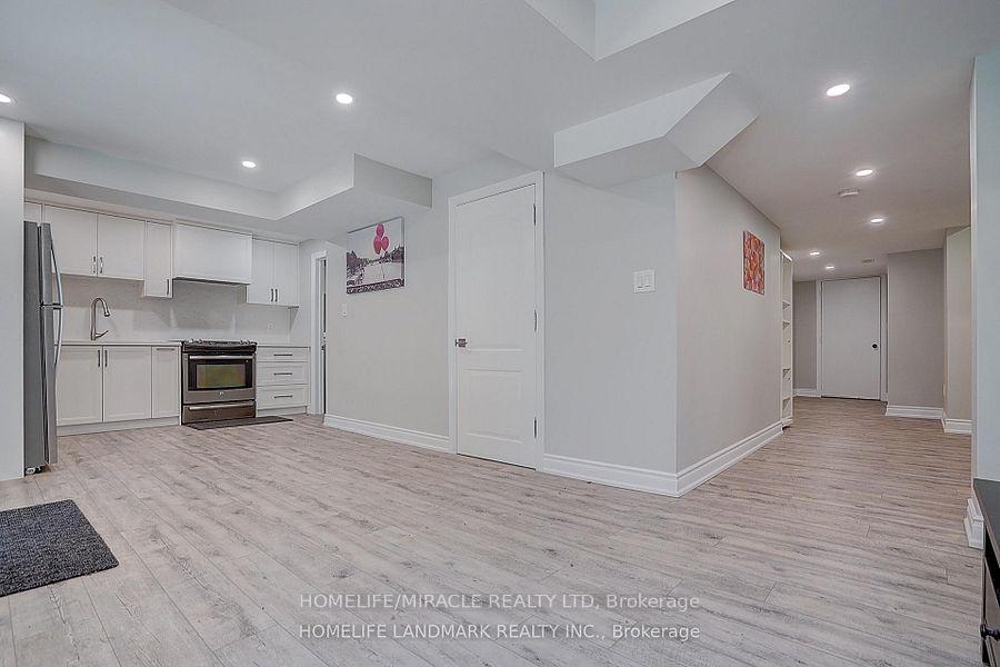Photo 2 of 28 Hunwicks Crescent, Ajax, Northeast Ajax — HOMEH