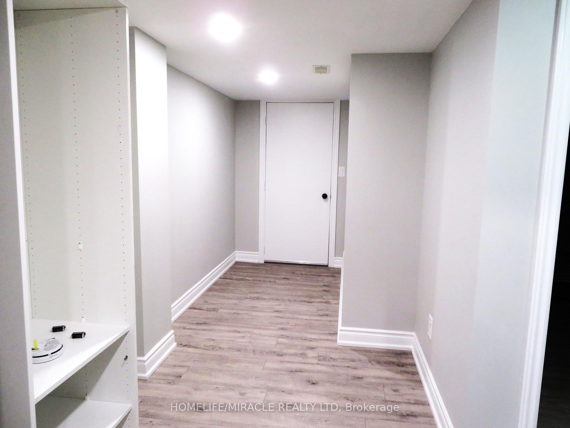 Photo 5 of 28 Hunwicks Crescent, Ajax, Northeast Ajax — HOMEH