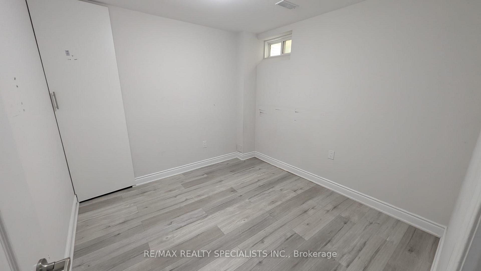 Photo 3 of Unit (Basement Apartment), 62 Hubbell Road, Brampton, Bram West — HOMEH