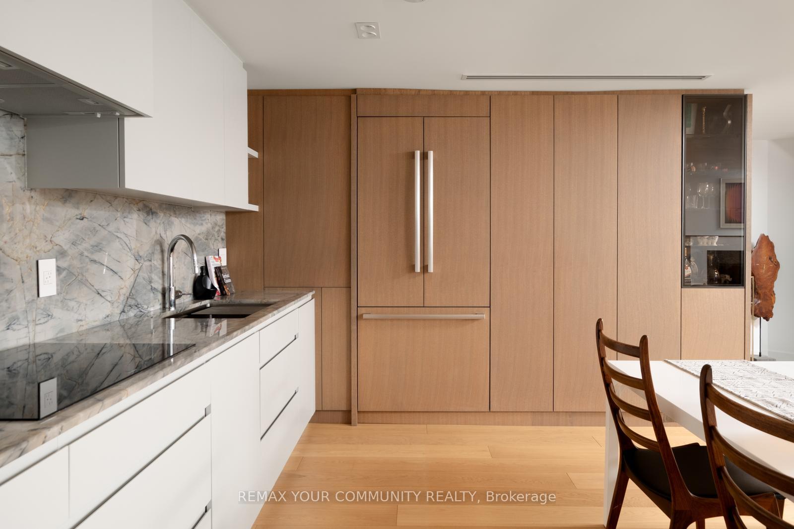 Photo 8 of Unit 109, 349 St Clair Avenue W, Toronto, Casa Loma — HOMEH