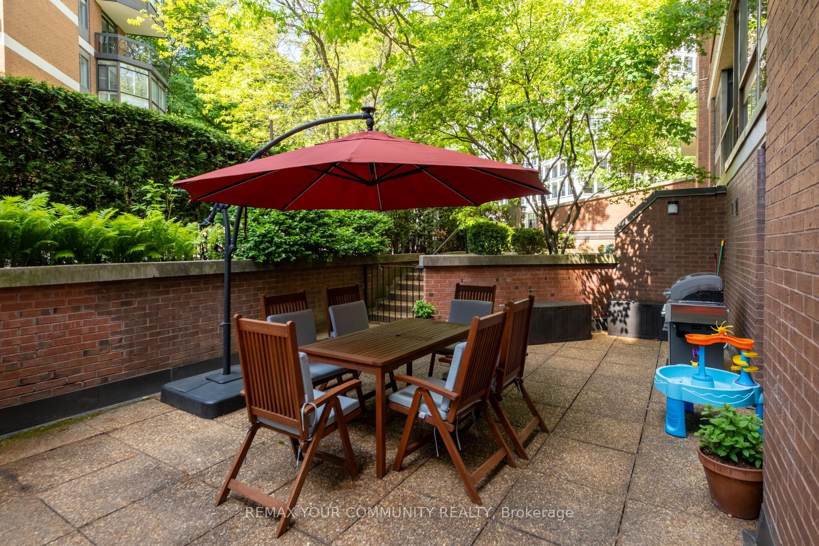 Photo 22 of Unit 109, 349 St Clair Avenue W, Toronto, Casa Loma — HOMEH