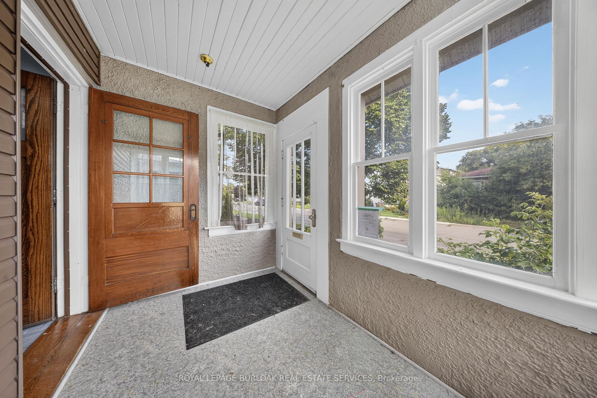 Photo 3 of 145 Albert Street W, Sault Ste Marie, West — HOMEH