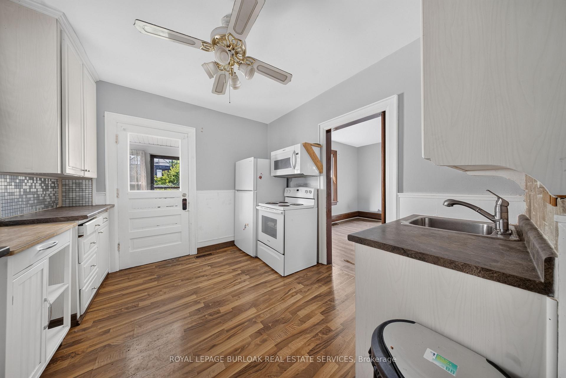 Photo 6 of 145 Albert Street W, Sault Ste Marie, West — HOMEH