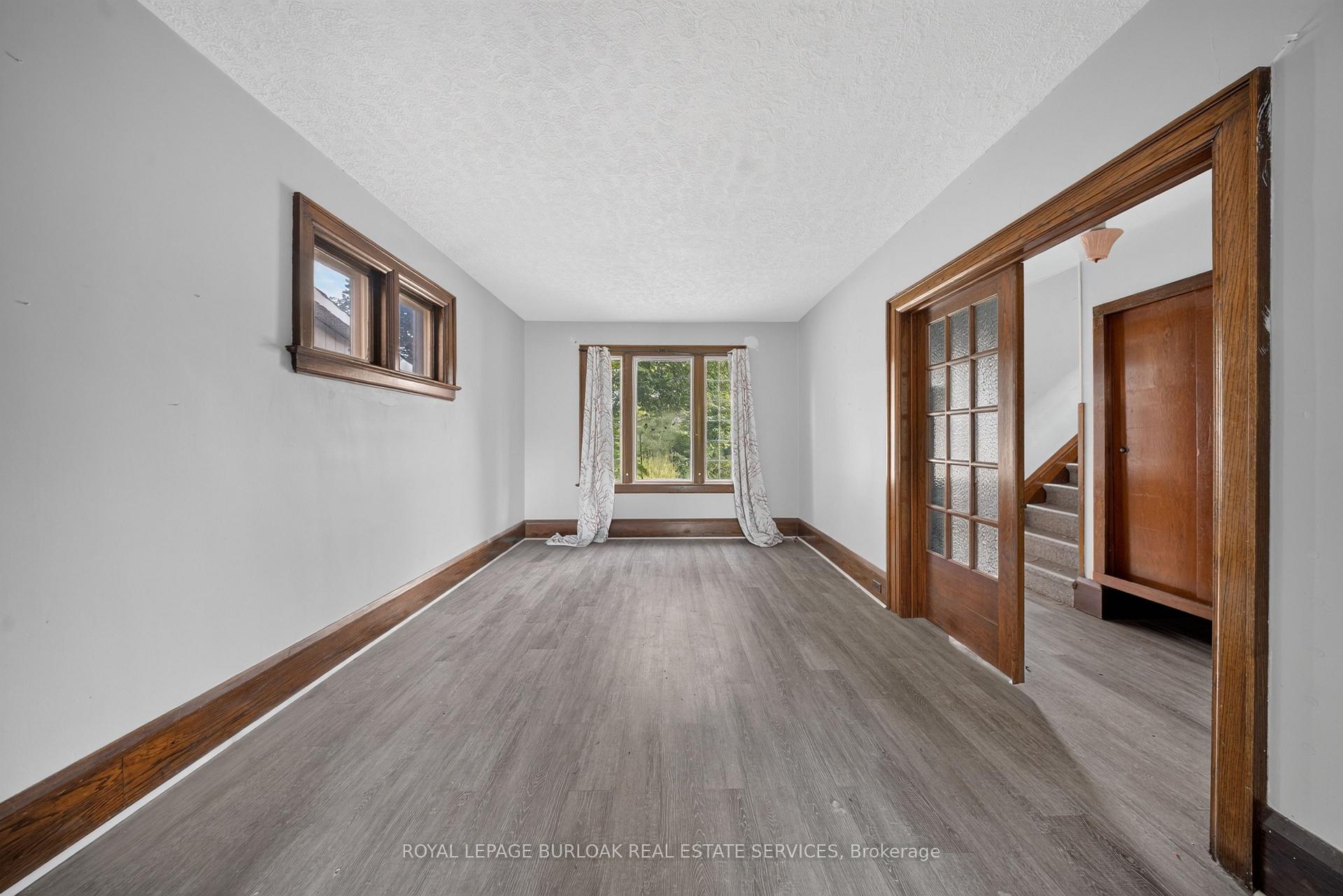 Photo 8 of 145 Albert Street W, Sault Ste Marie, West — HOMEH