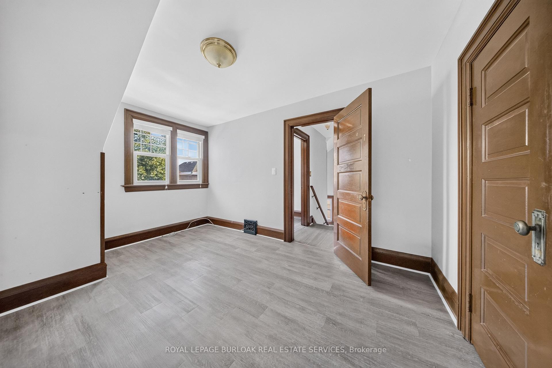 Photo 14 of 145 Albert Street W, Sault Ste Marie, West — HOMEH
