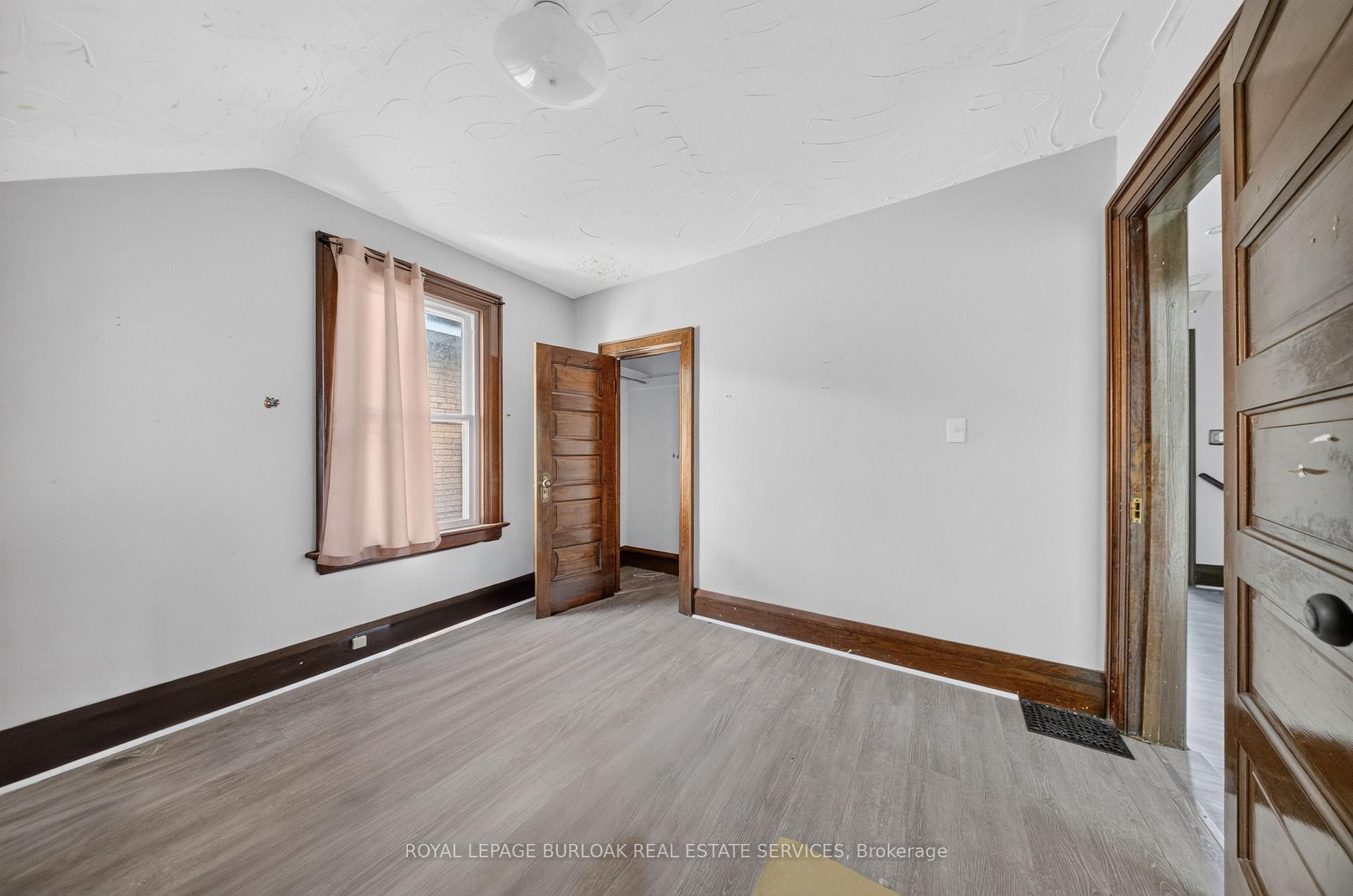 Photo 16 of 145 Albert Street W, Sault Ste Marie, West — HOMEH