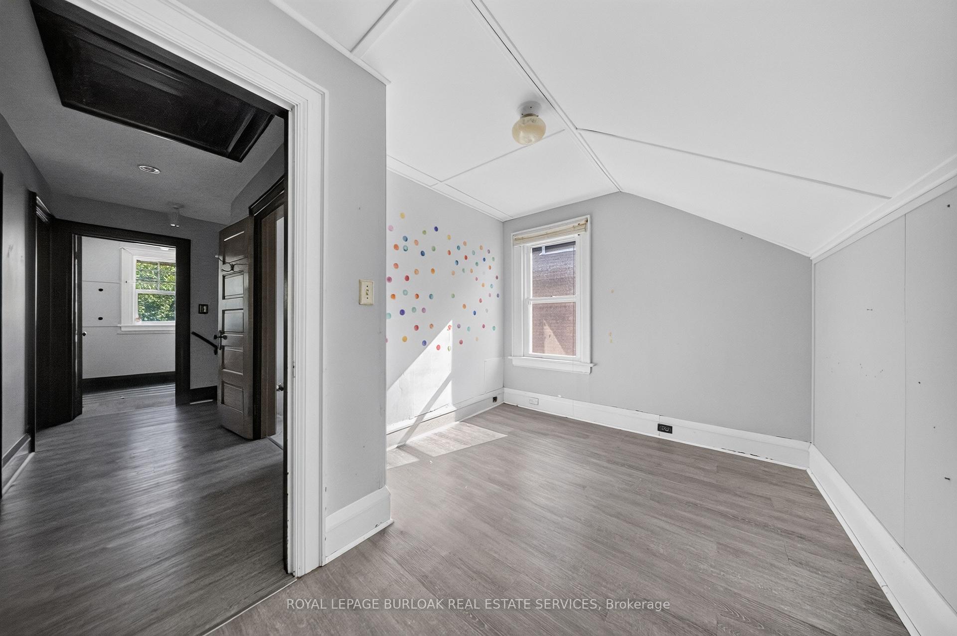 Photo 17 of 145 Albert Street W, Sault Ste Marie, West — HOMEH
