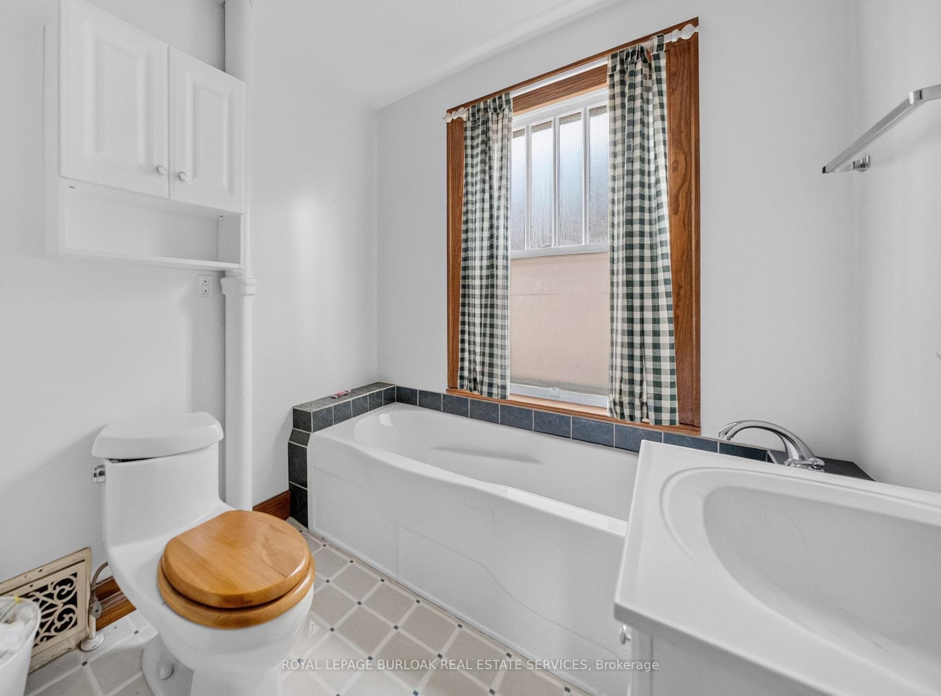 Photo 20 of 145 Albert Street W, Sault Ste Marie, West — HOMEH