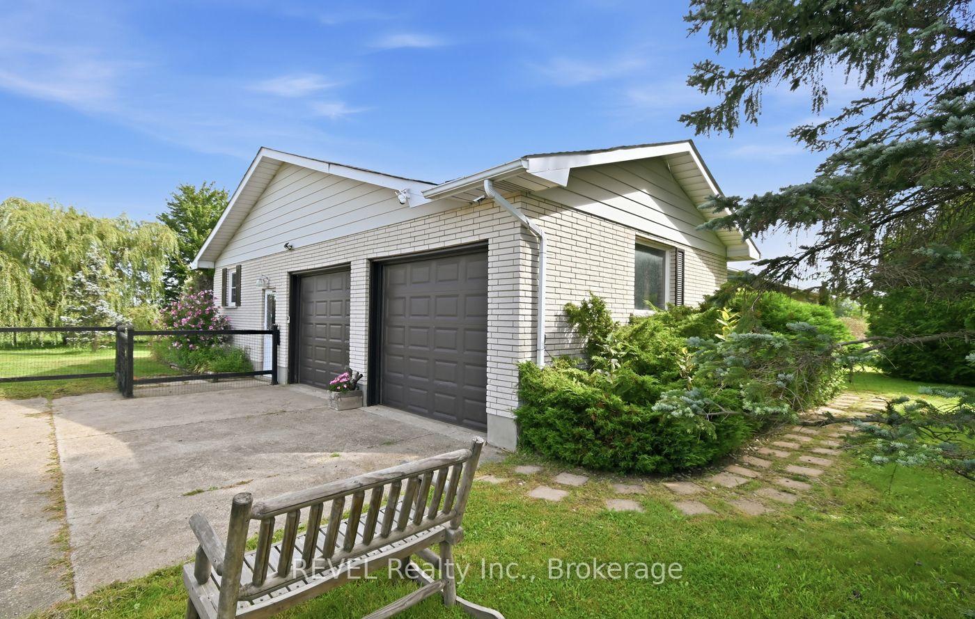 Photo 2 of 671 Kilman Road, Pelham, North Pelham — HOMEH