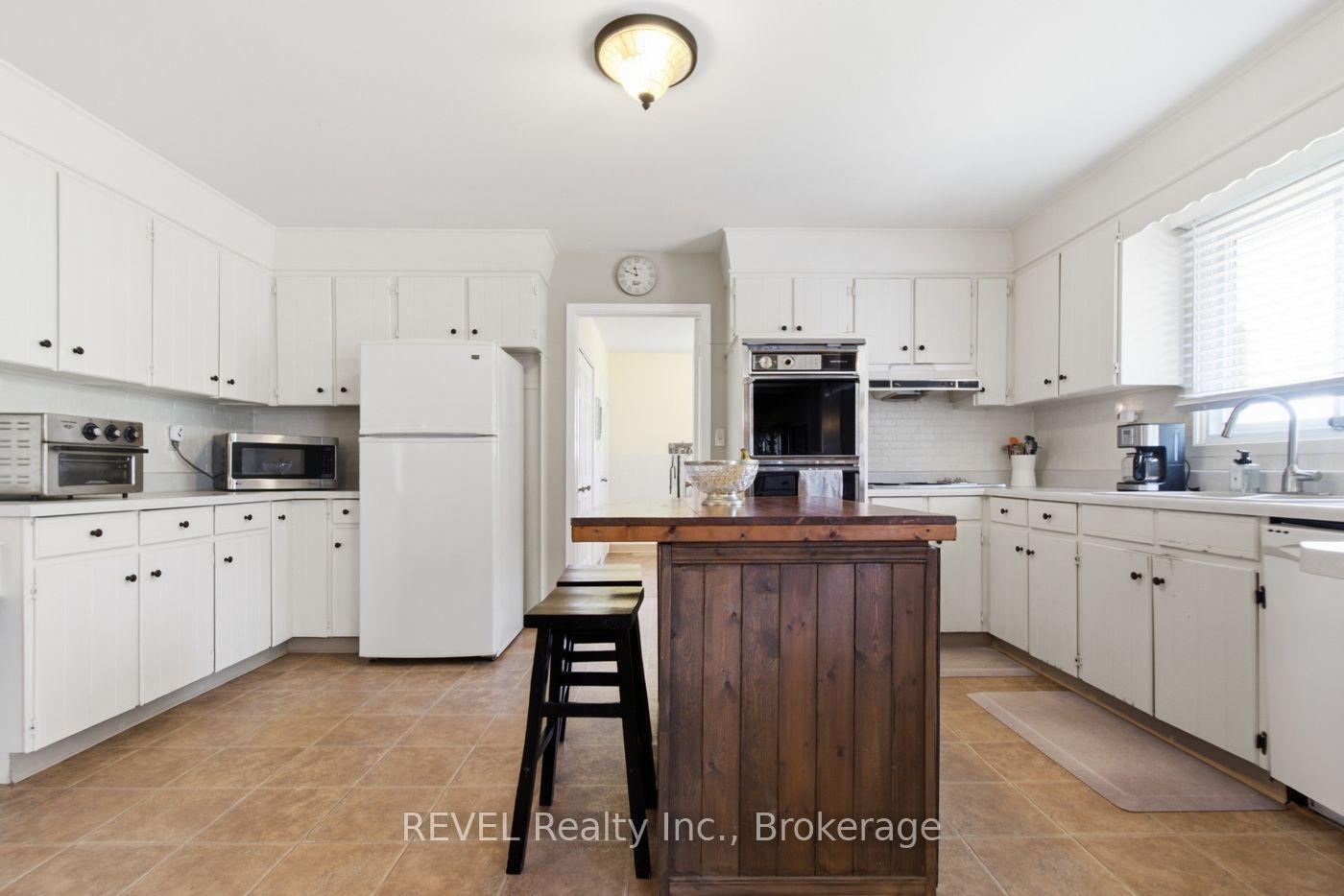 Photo 7 of 671 Kilman Road, Pelham, North Pelham — HOMEH