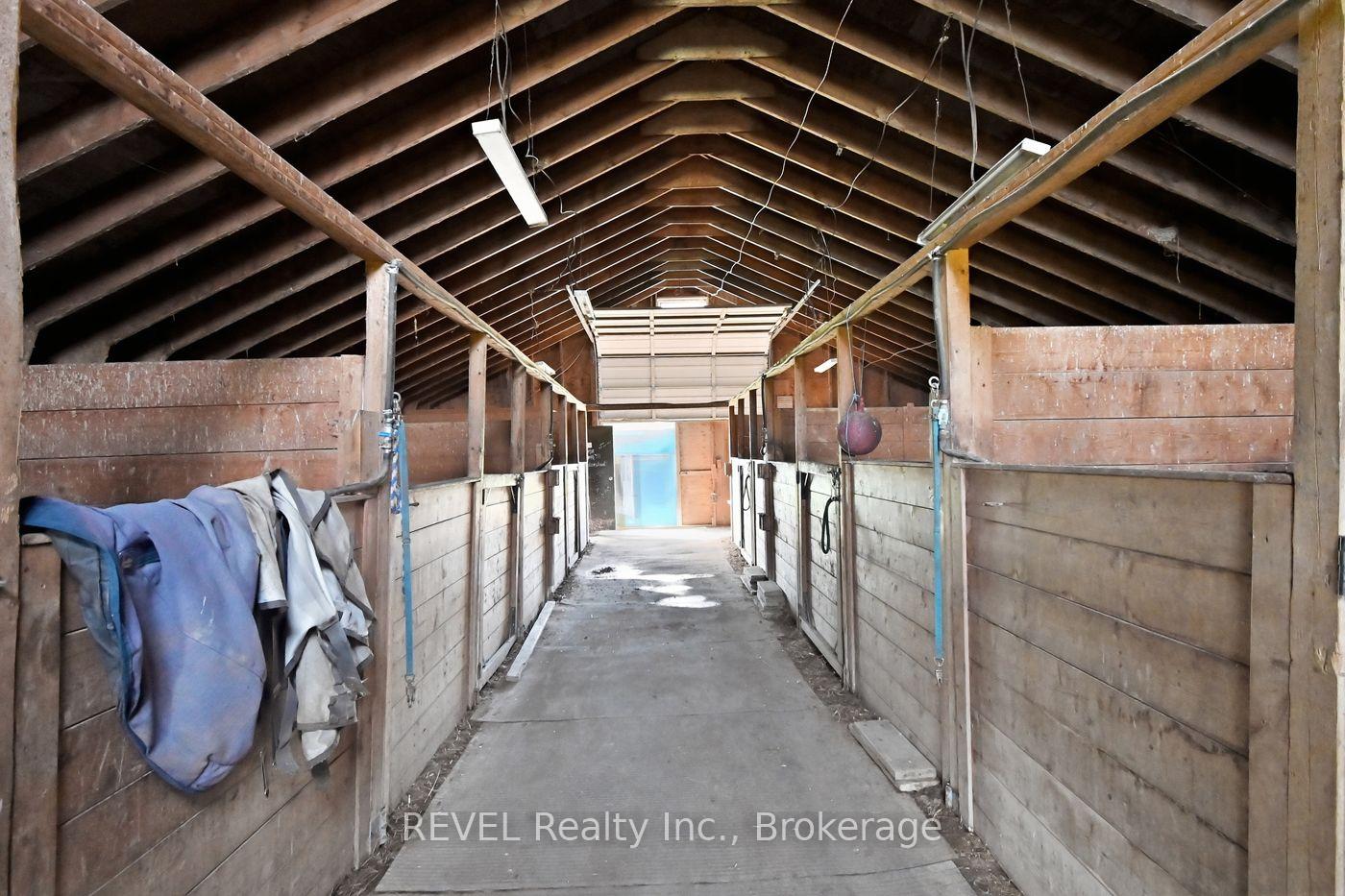 Photo 42 of 671 Kilman Road, Pelham, North Pelham — HOMEH