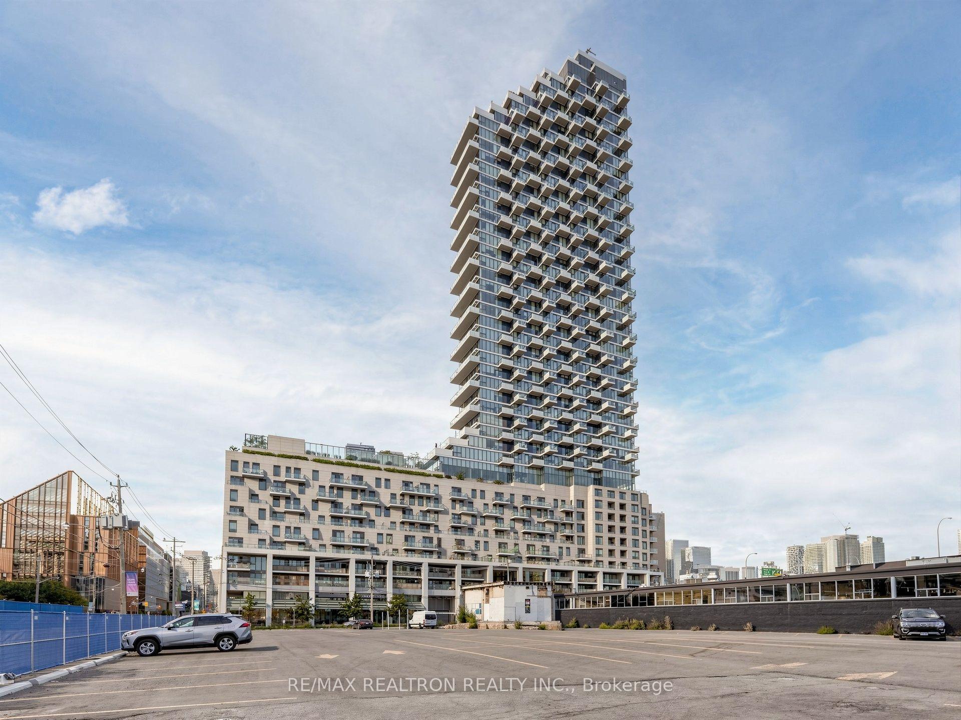 Photo 2 of Unit #906, 12 Bonnycastle Street, Toronto, Waterfront Communities — HOMEH