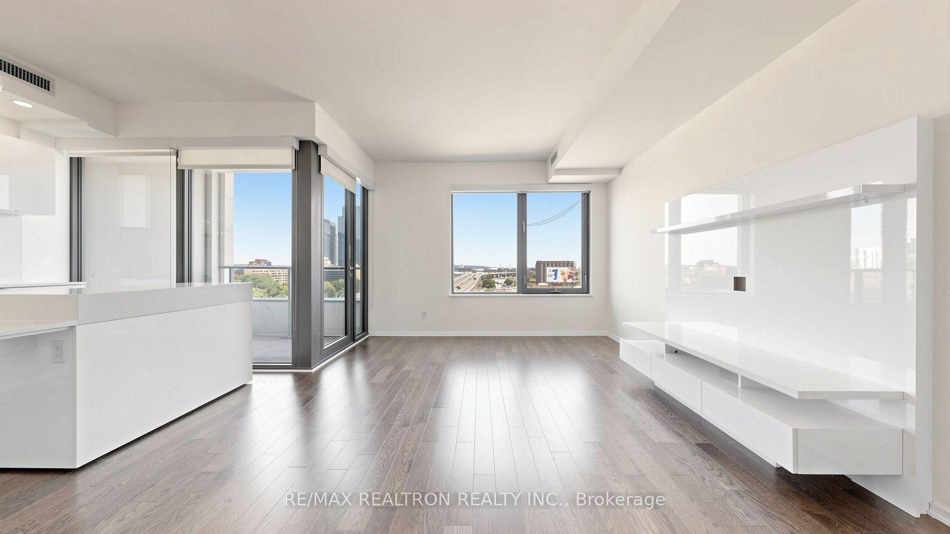 Photo 10 of Unit #906, 12 Bonnycastle Street, Toronto, Waterfront Communities — HOMEH